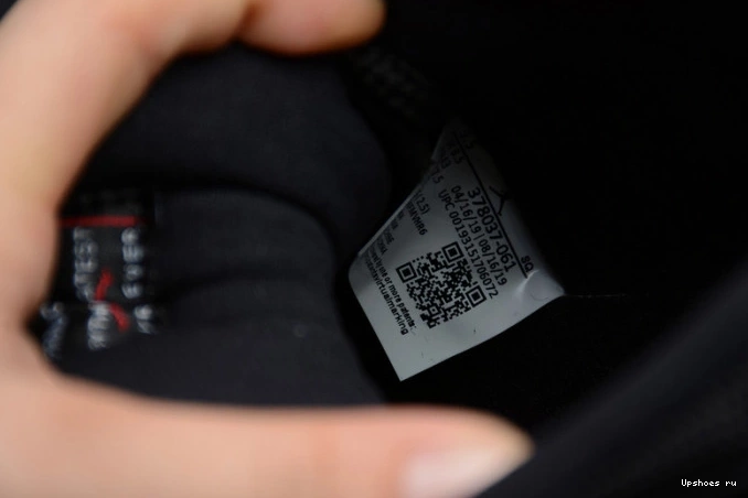 Retro Playoffs Bred  (2019) 378037-061 11 Jordan 1206